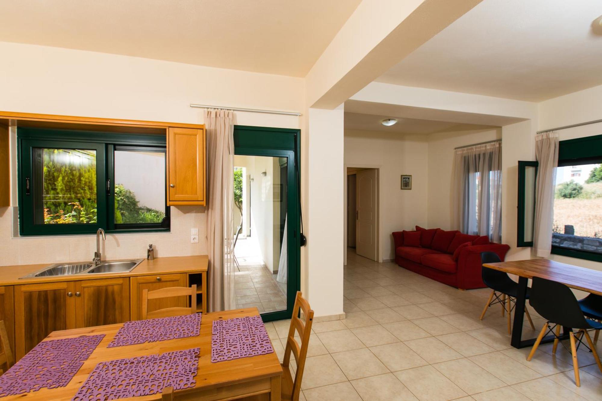 Holiday home Athina Asproulianoi