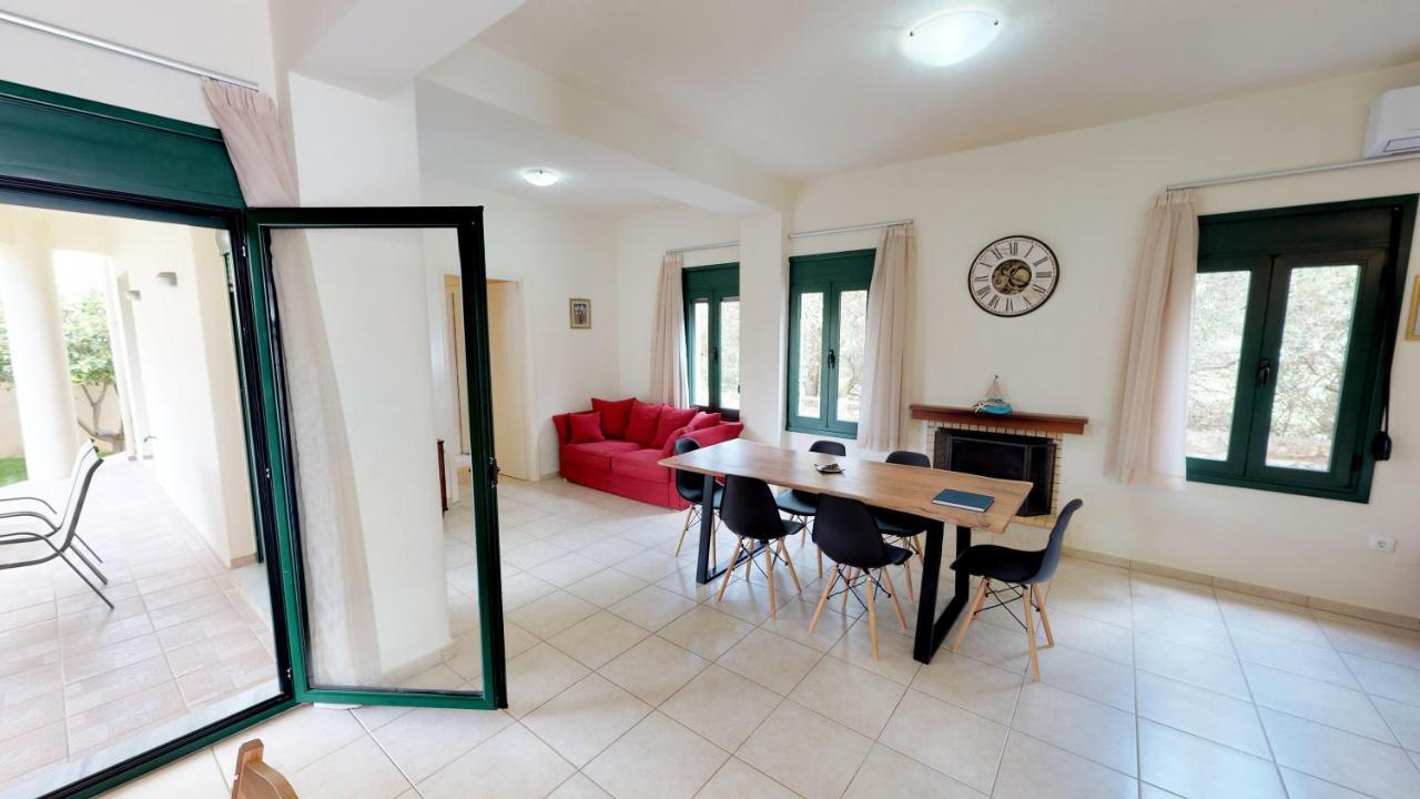Athina Holiday home